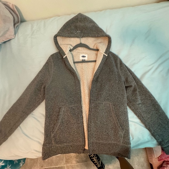 Heavy coat with fluffy soft inside - Picture 2 of 3